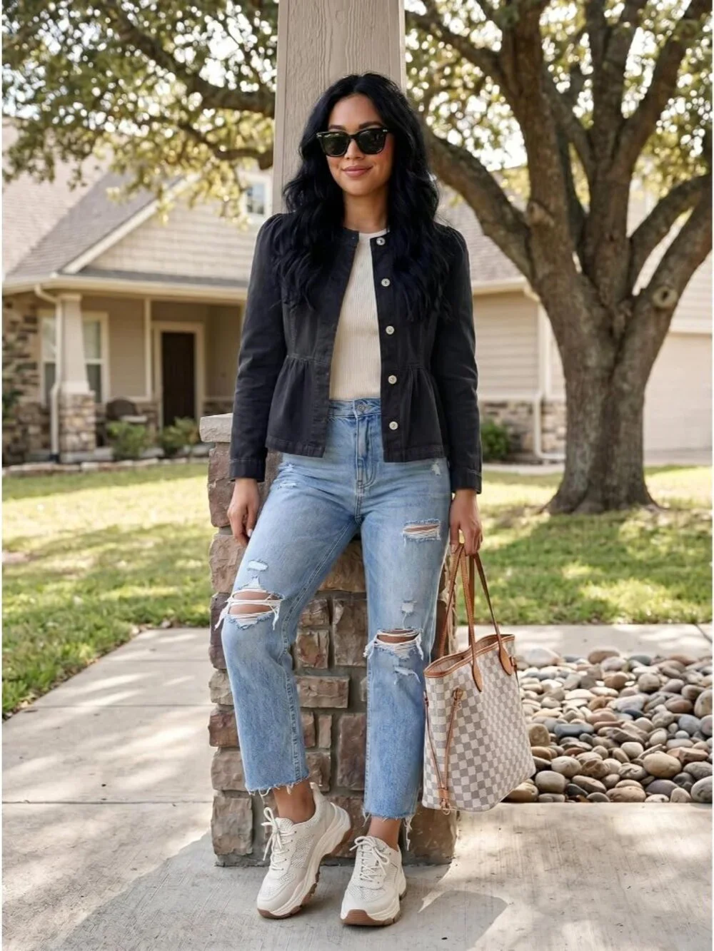 Women's Black Button Down Long Sleeve Collarless Cinched Waist Denim Jackets